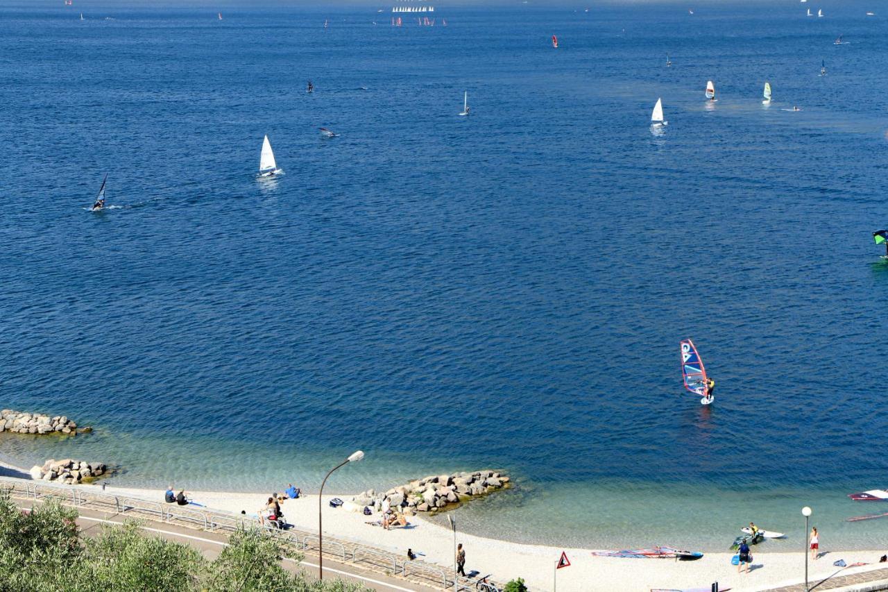 Vistalago Torbole Torbole Sul Garda Bagian luar foto