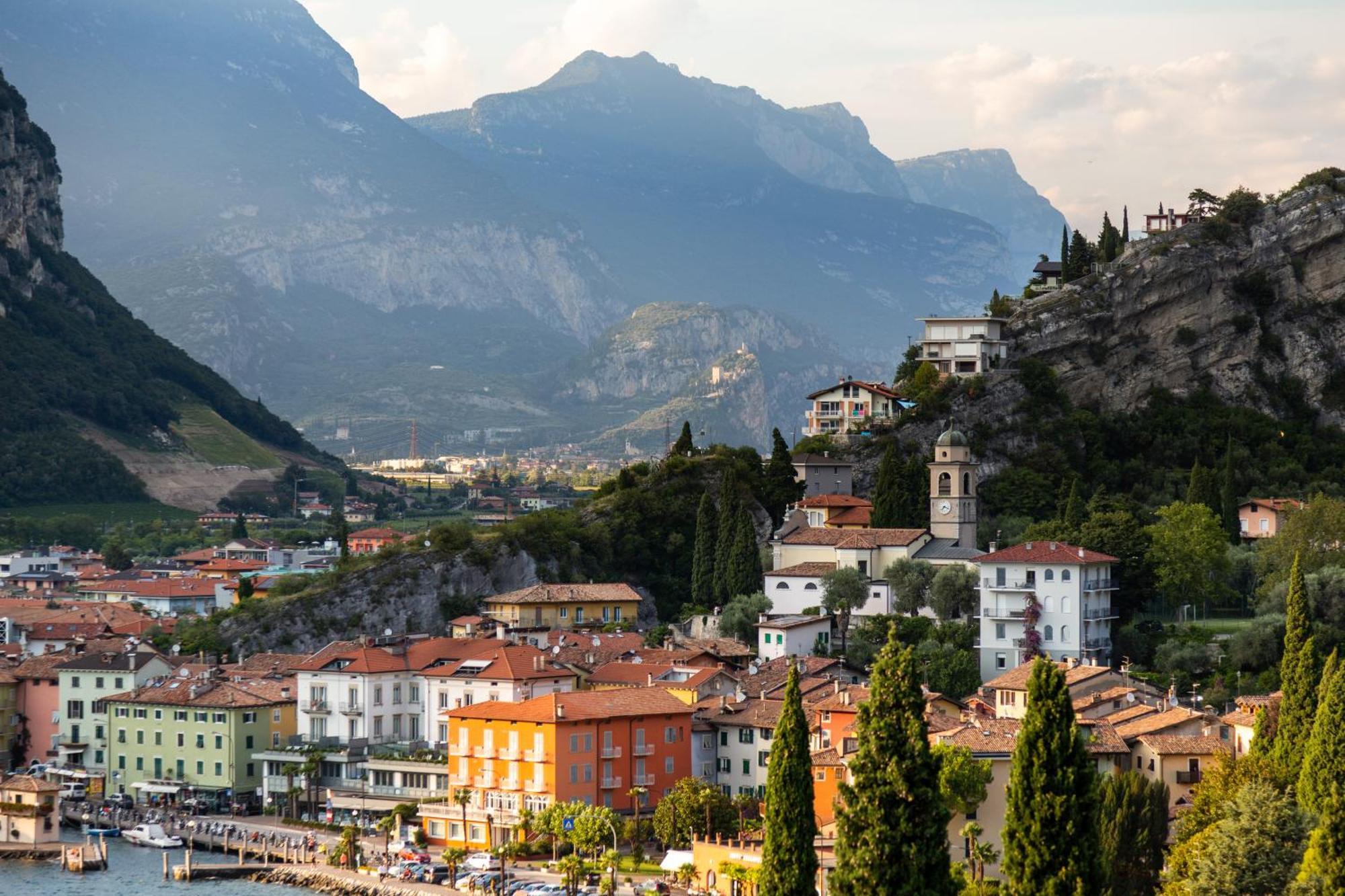 Vistalago Torbole Torbole Sul Garda Bagian luar foto